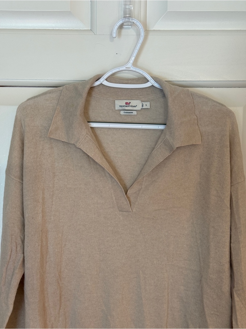 Vineyard Vines 100% Cashmere Collared Sweater Beige Tan 25472 - Picture 4 of 9